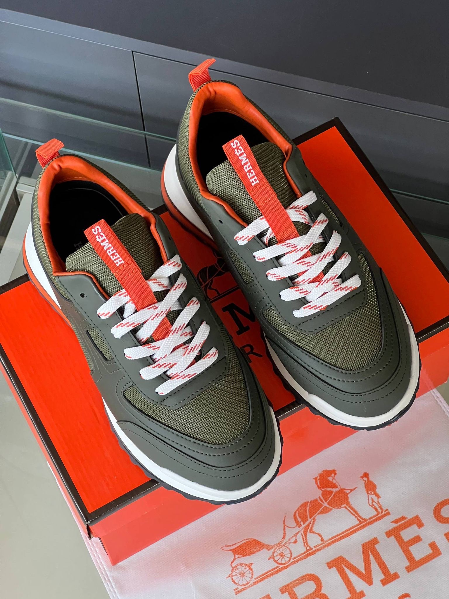 Alexander McQueen Oversized Low-Top Leather & Suede Sneakers - All Black - Image 11