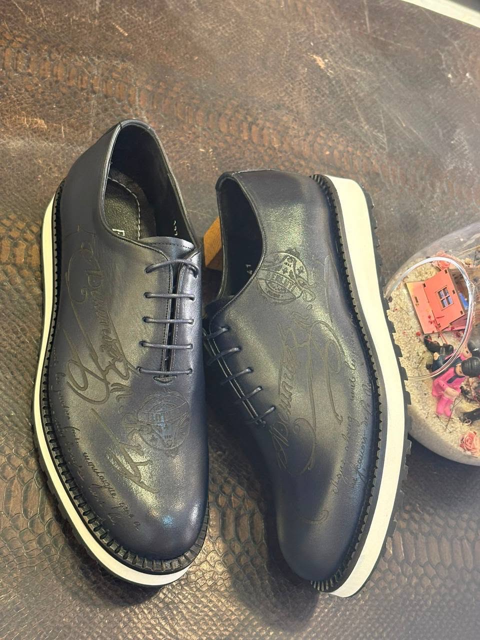 Alexander McQueen Oversized Low-Top Leather & Suede Sneakers - All Black - Image 2